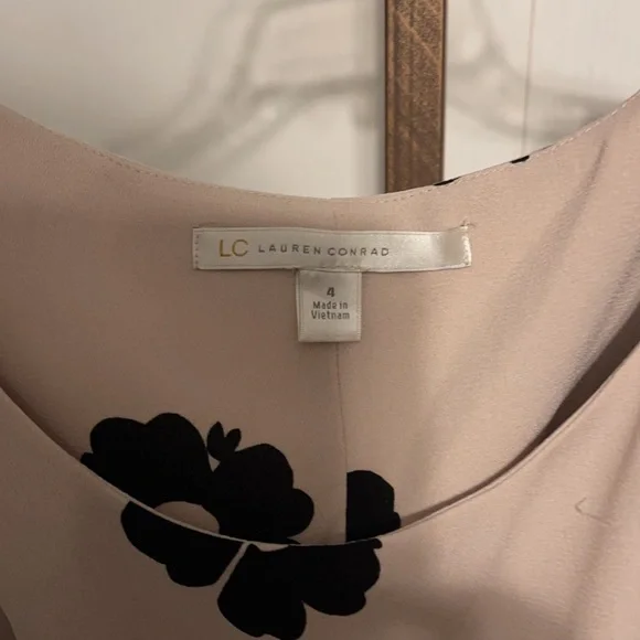 Cute Dress by Lauren Conrad - Picture 2 of 3